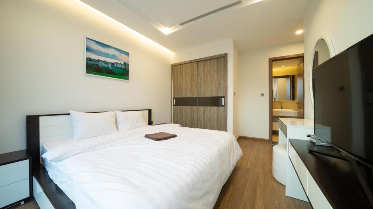 Bom Homes- Vinhomes Metropolis-Service Apartment Ханой Экстерьер фото
