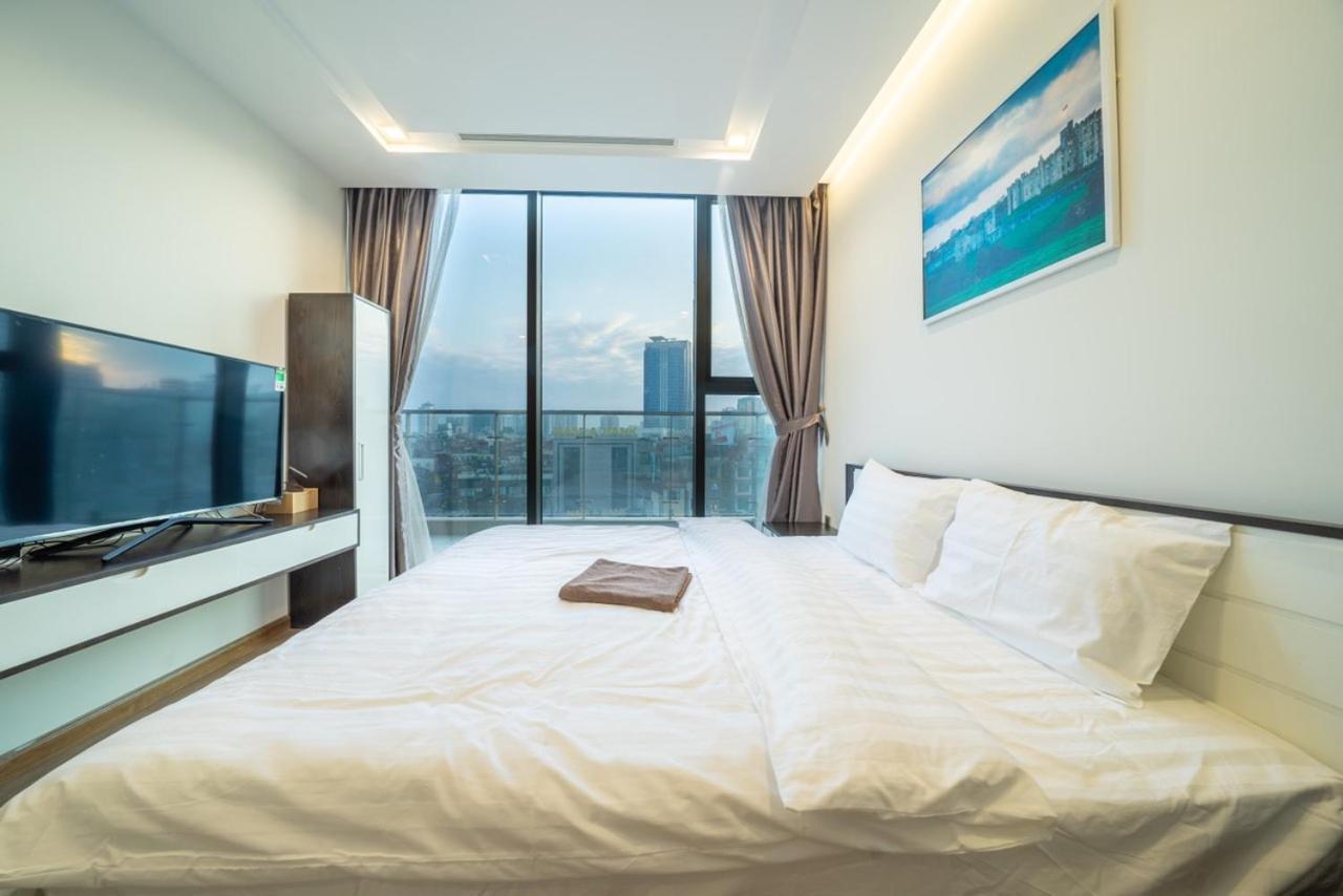 Bom Homes- Vinhomes Metropolis-Service Apartment Ханой Экстерьер фото