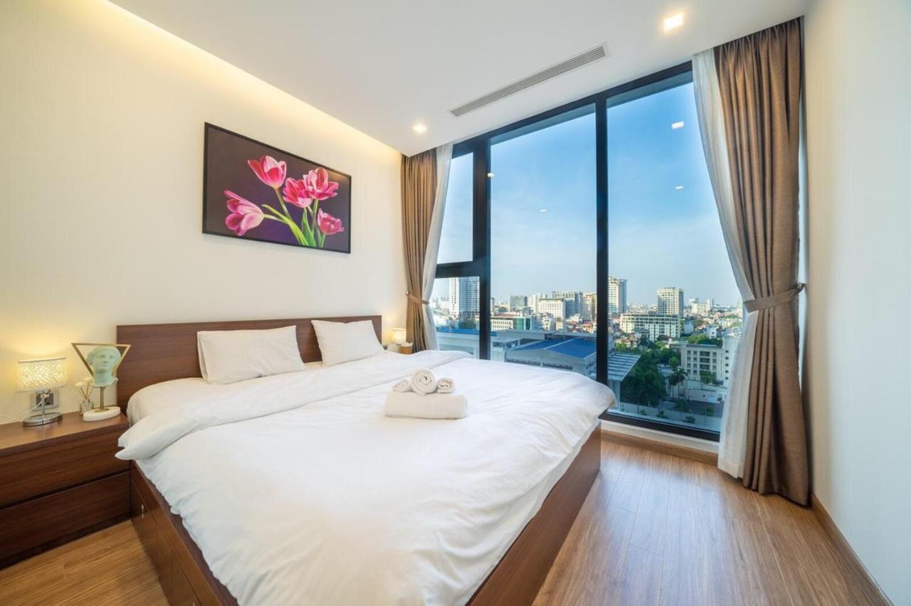 Bom Homes- Vinhomes Metropolis-Service Apartment Ханой Экстерьер фото